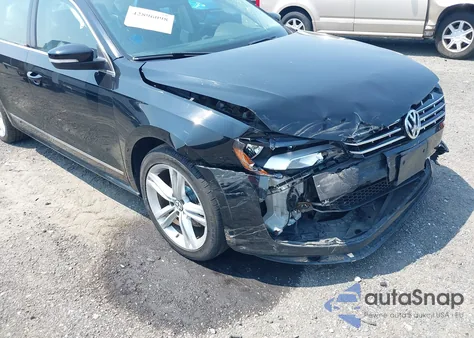 2014 Volkswagen Passat 1.8T Sel Premium from USA, damaged, VIN 1VWCT7A39EC108528